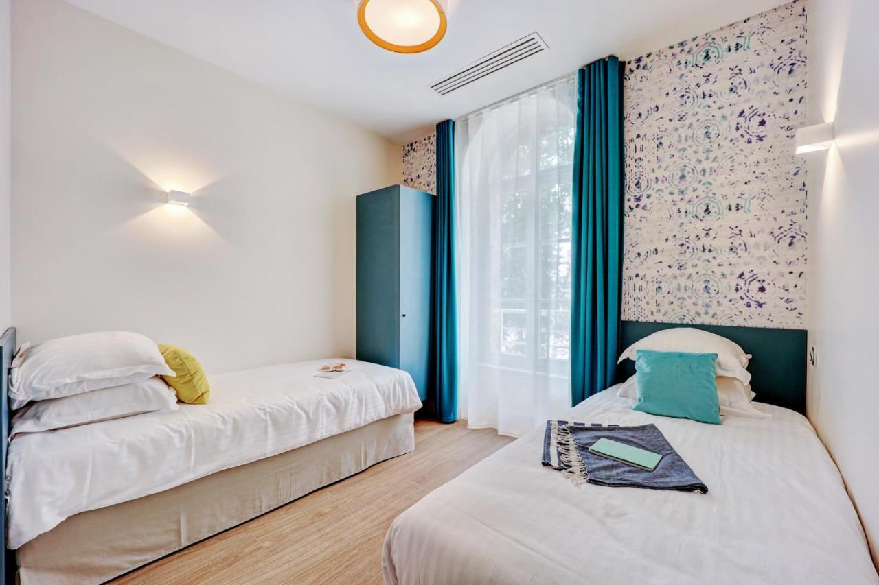 Residence Pierre & Vacances Premium Presqu'Ile De La Touques Deauville Exterior photo A typical bedroom at the school